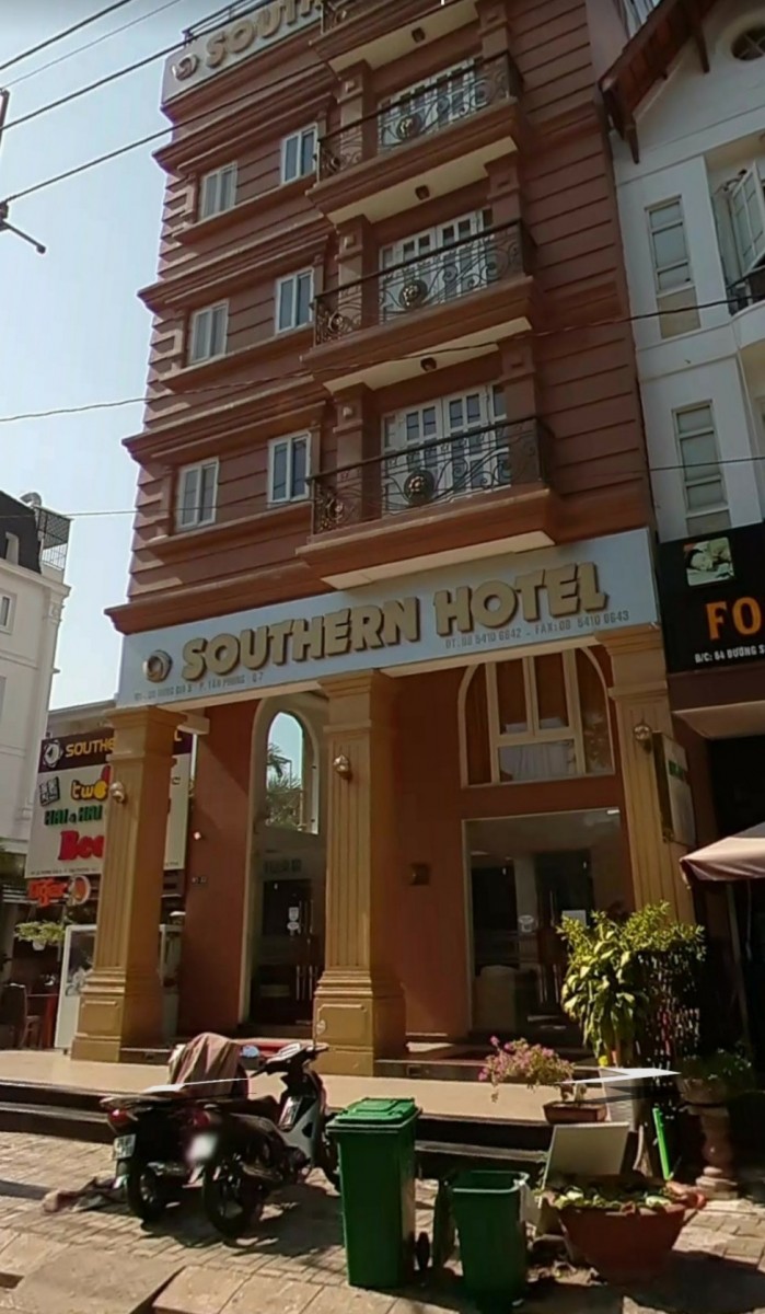 Cho thuê khách sạn tại đường lớn Phan Khiêm Ích, Phú Mỹ Hưng, Quận 7, 24 phòng, giá 180 triệu/tháng. LH: 0917857039