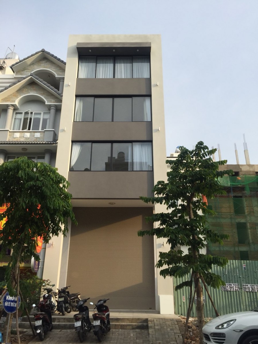 Bán nhà phố có thang máy 6x18,5m thuộc khu phố Hưng Gia Hưng Phước, Phú Mỹ Hưng, giá 27,5 tỷ. LH: 0917857039